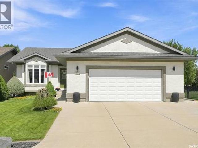 House for sale in Saskatoon, Saskatchewan