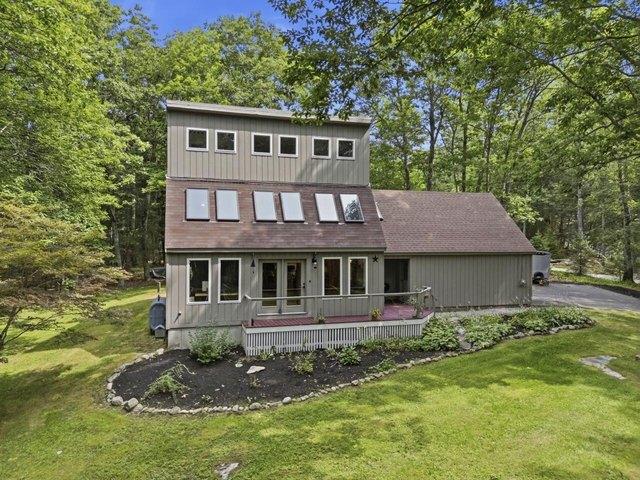 House for sale in Cumberland Center, Maine