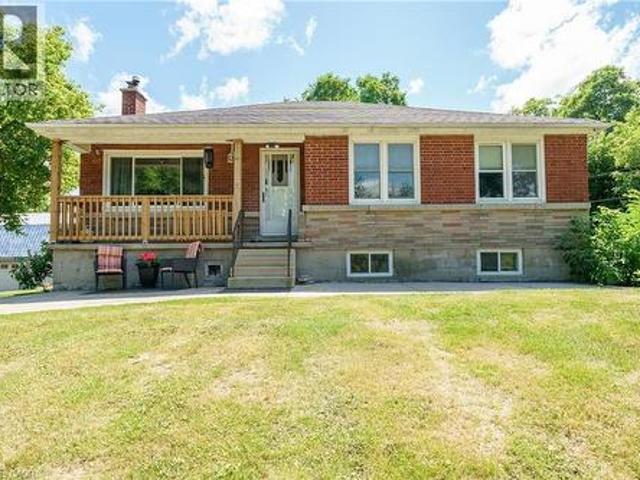 House for sale in Ancaster, Ontario