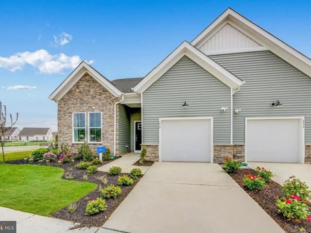 Townhouse for sale in Delaware