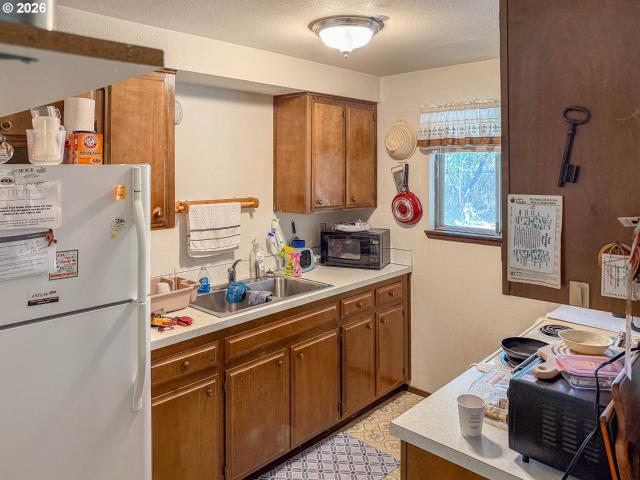 House for sale in Myrtle Creek, Douglas County