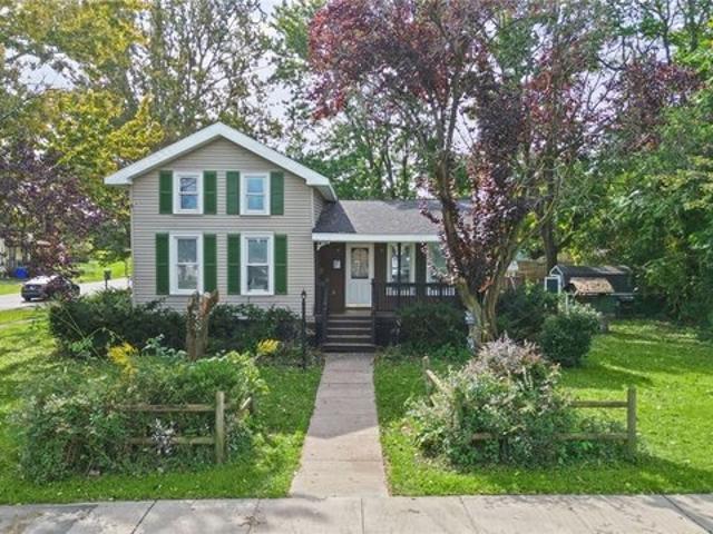 House for sale in Village of Albion, Town of Albion