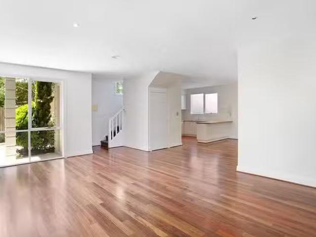 House for rent in Bright