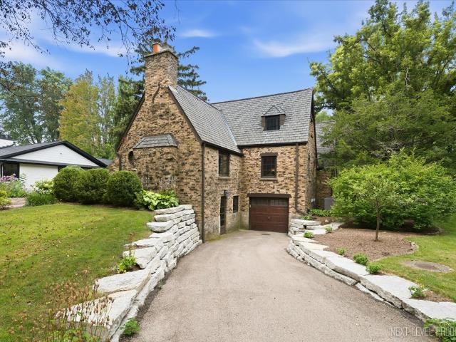 House for sale in Geneva, Illinois