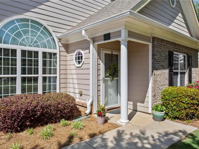 Townhouse for sale in Woodstock, Georgia