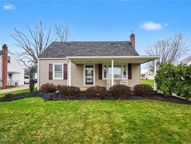 House for sale in Struthers, Ohio