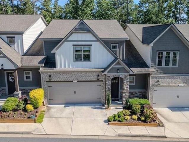 Townhouse for sale in Canton
