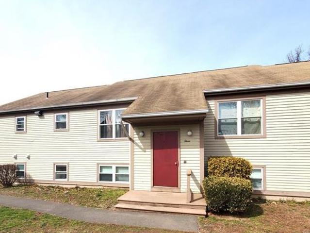 Condo for sale in East Haven, Connecticut