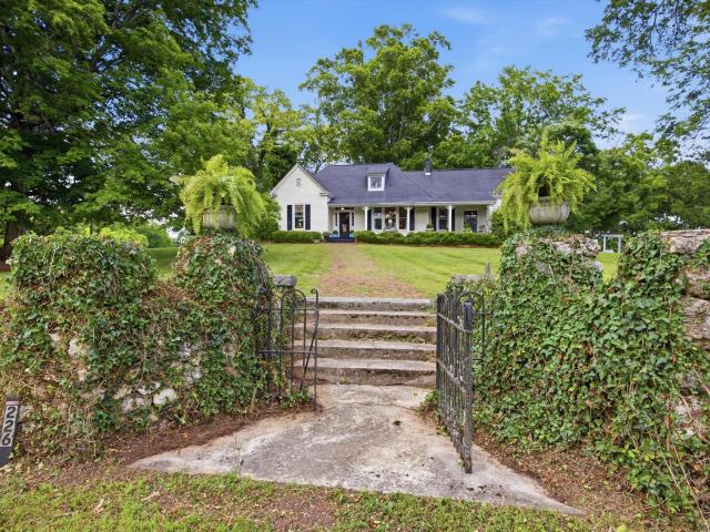 House for sale in Chickamauga, Georgia