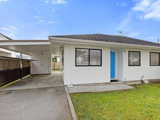 Townhouse for sale in Days Bay, Wellington