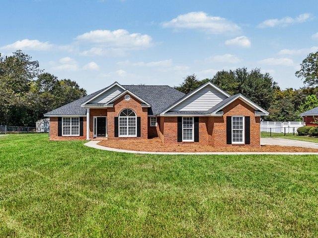 House for sale in Leesburg, Lee County