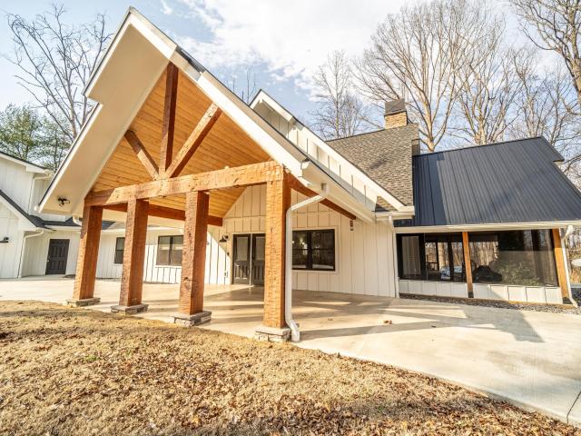House for sale in Tennessee