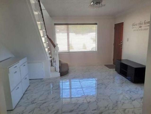 House for rent in Chaslands, Canterbury