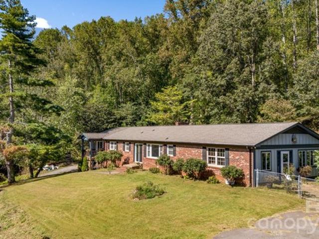 House for sale in Asheville, Buncombe County