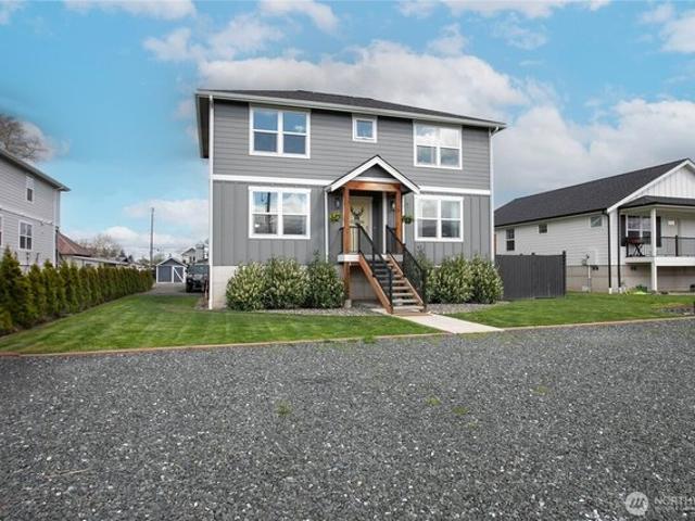 House for sale in Sumas, Washington