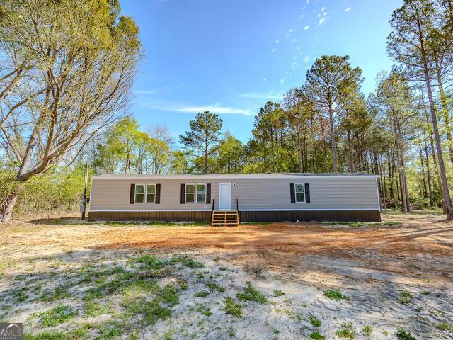 House for sale in Dexter, Georgia