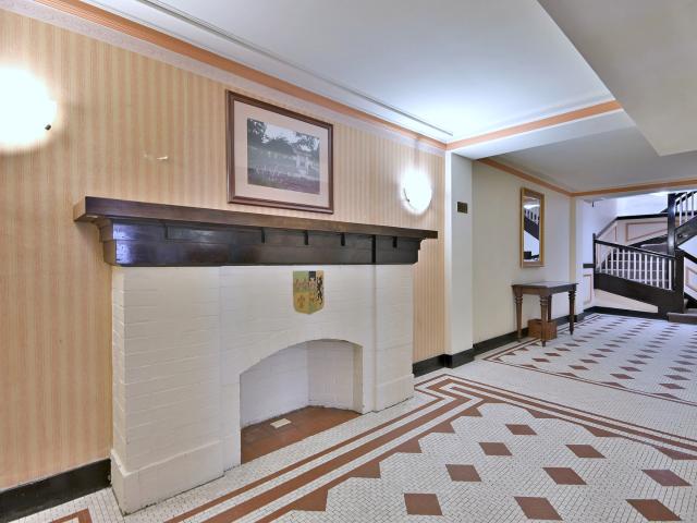 Condo for sale in Oak Park Condo for sale in Oak Park