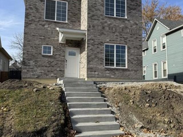 House for sale in Near Eastside, Camby
