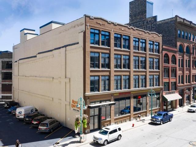 House for sale in Milwaukee, Wisconsin