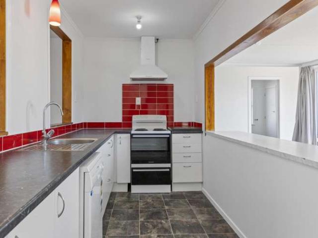 House for sale in Hamilton Central, Hamilton City