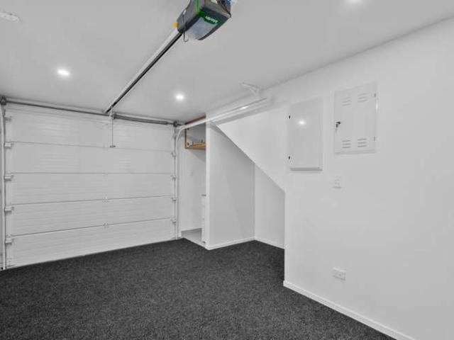 Townhouse for sale in New Lynn, Oroua County