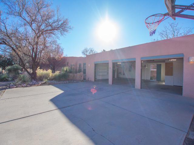 House for sale in Corrales, New Mexico