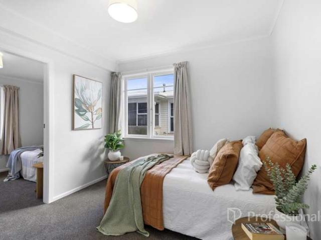House for sale in Days Bay, Wellington