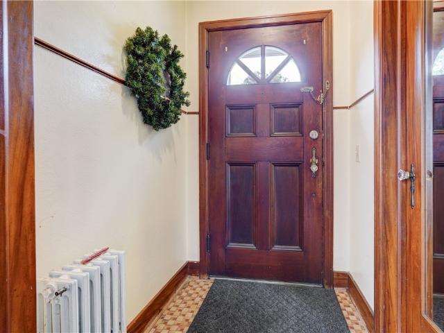 House for sale in Oak Hill, New York