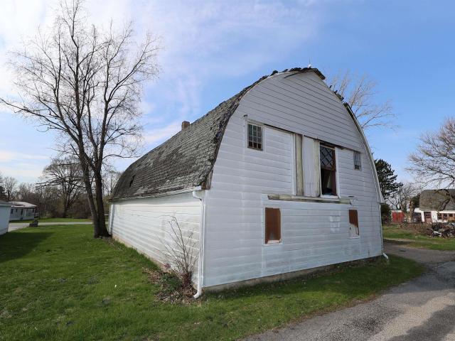 House for sale in Lapaz, Indiana