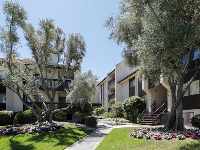 Condo for sale in Los Altos, California