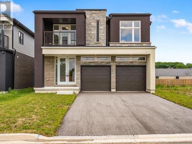 House for sale in Niagara, Ontario