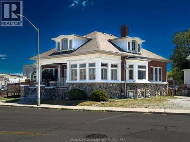 Commercial for rent in Chatham–kent, Ontario