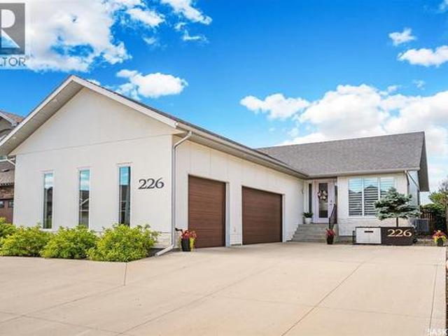 House for sale in Saskatoon, Saskatchewan