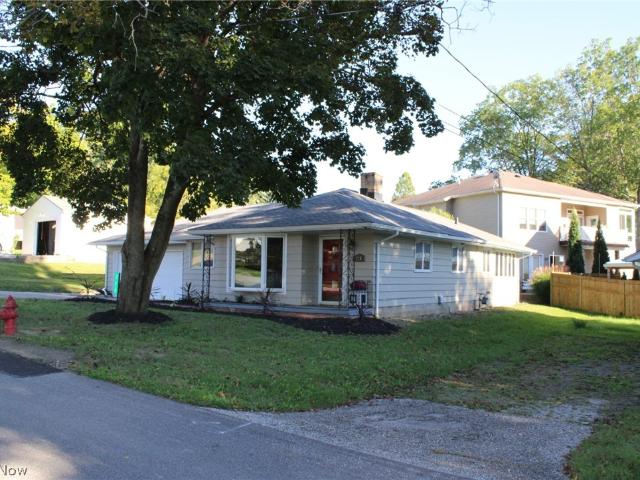 House for sale in Chippewa Lake, Medina County