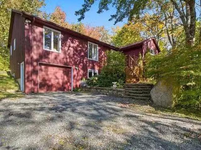 House for sale in Halliburton Subdivision, Stillwater Lake