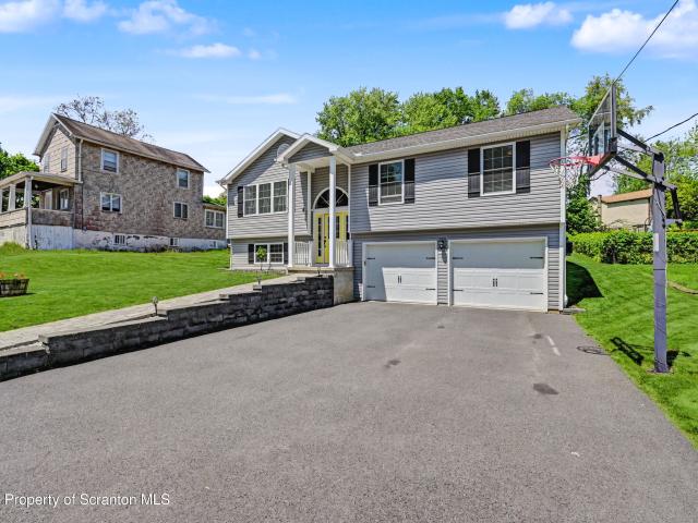 House for sale in Old Forge, Pennsylvania