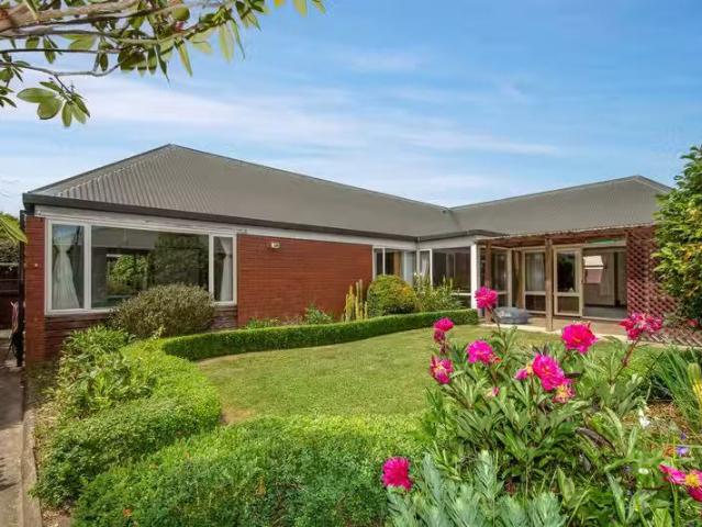 House for sale in Bishopdale, Canterbury