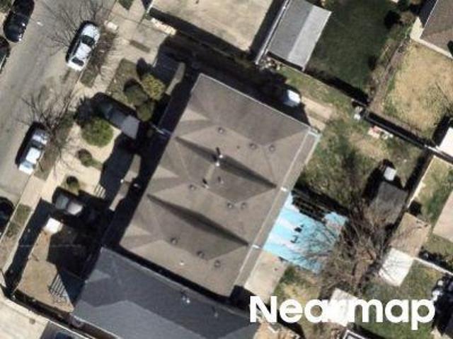 House for sale in Queens, Arverne