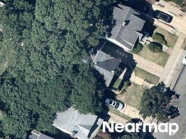 House for sale in Queens, Arverne