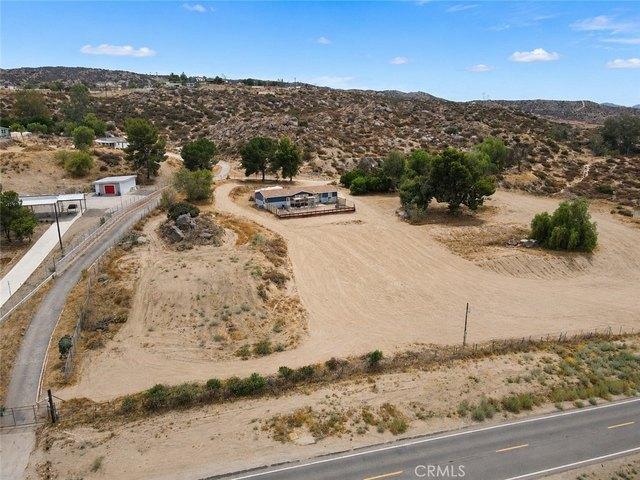 House for sale in Nuevo, California