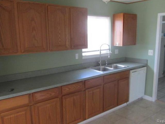 Property for rent in Saint Clair Shores, Michigan