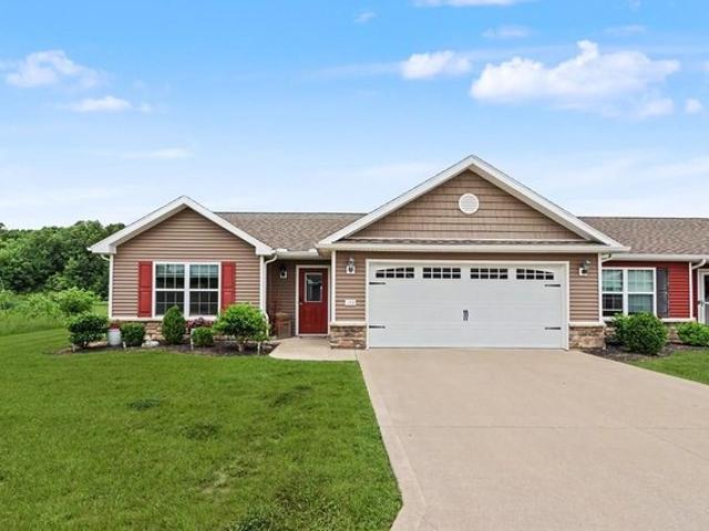 Condo for sale in Ontario, Ohio
