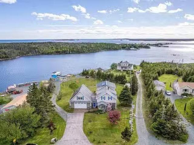 House for sale in Ostrea Lake, Nova Scotia