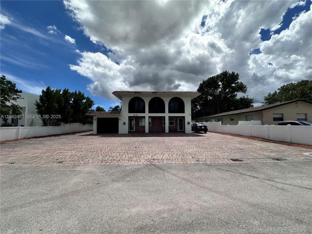Property for sale in Dania, Florida