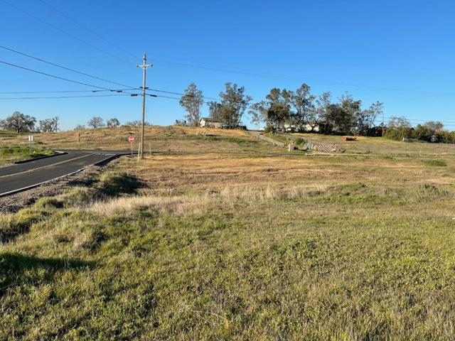 Land for sale in Ione, California