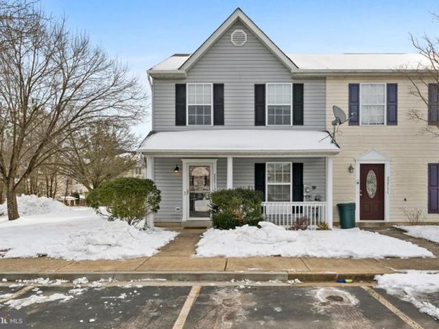 Townhouse for sale in California, Maryland