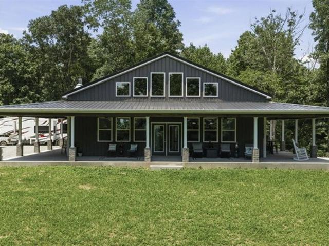 House for sale in Morgantown, Kentucky
