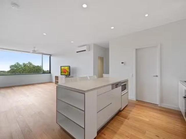 Apartment for rent in Little Bay