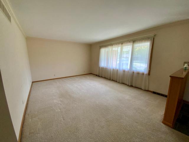 House for sale in Aurora, Kane County
