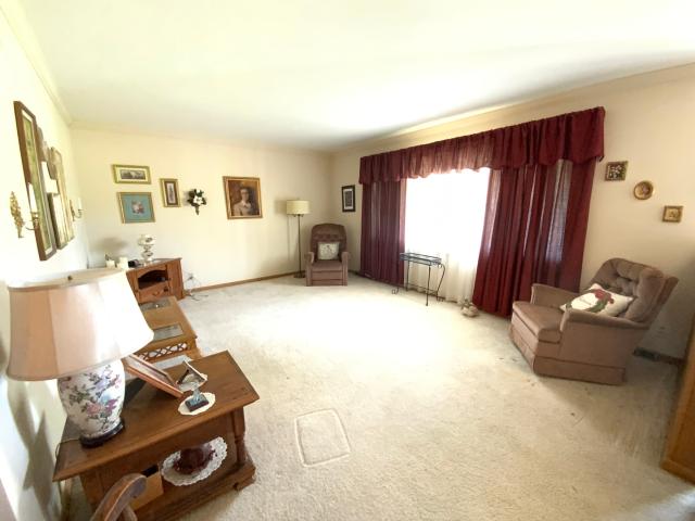 House for sale in Aurora, Illinois